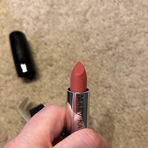 Mary Kay Gel Semi-Matte Lipstick